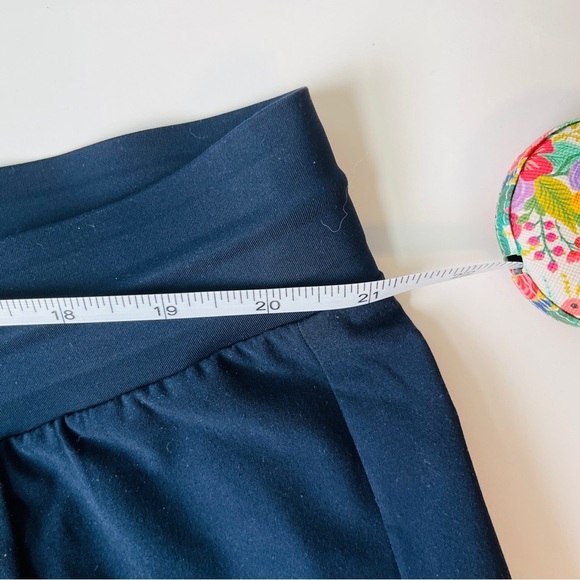 Athleta Plus Size Venture Pant in Navy - Picture 13 of 14